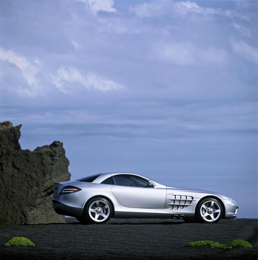  Mercedes-Benz SLR McLaren 2003 года  (фото 154 из 319)